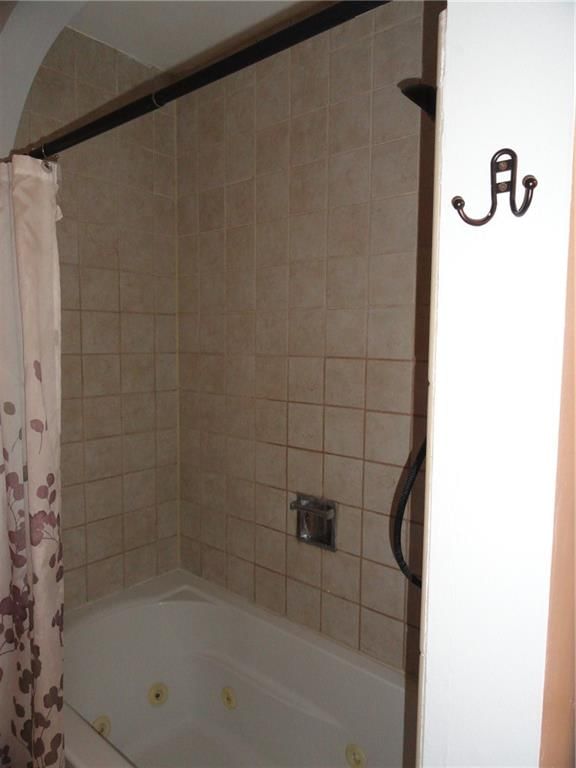519 Lancelot Drive — photo 27