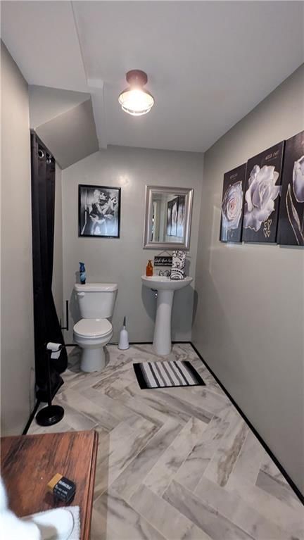 519 Lancelot Drive — photo 32