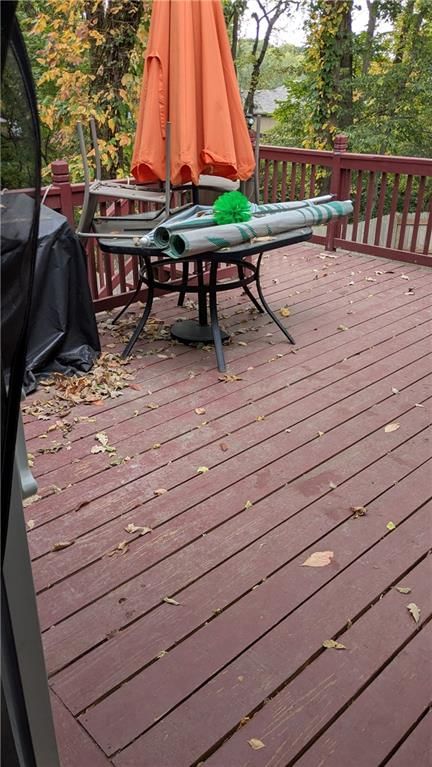 519 Lancelot Drive — photo 38