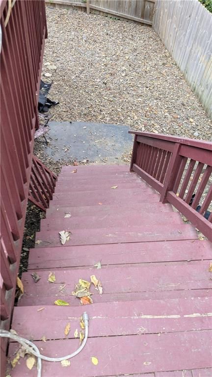 519 Lancelot Drive — photo 39