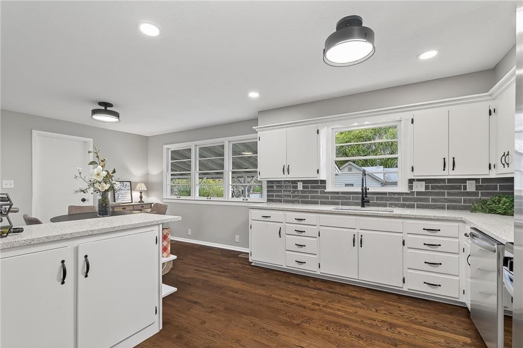 318 N Park Street — photo 12
