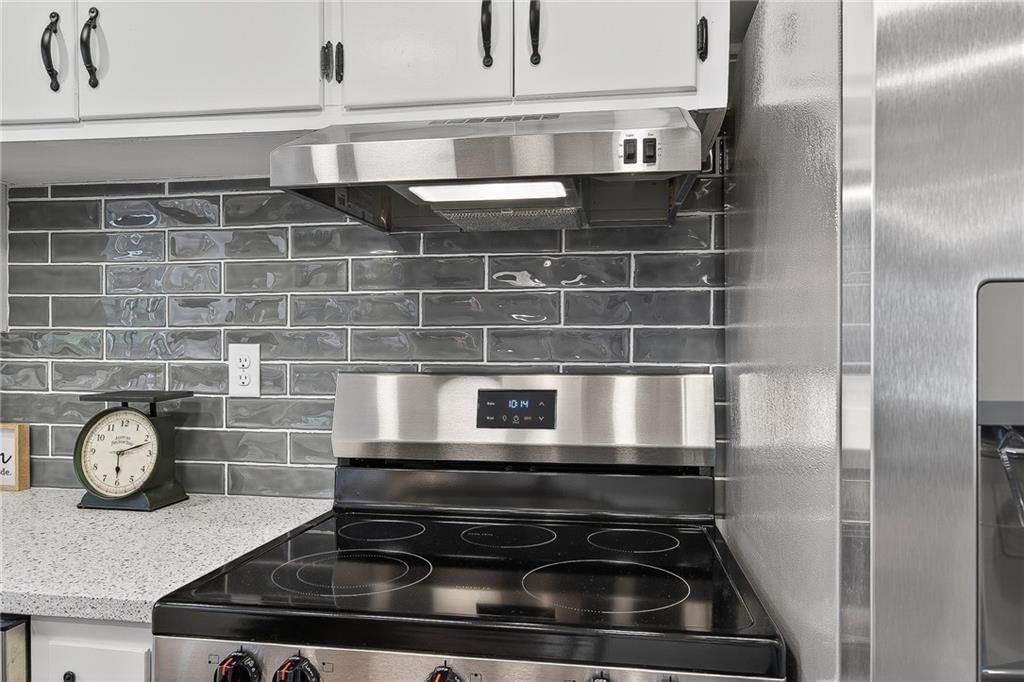 318 N Park Street — photo 15
