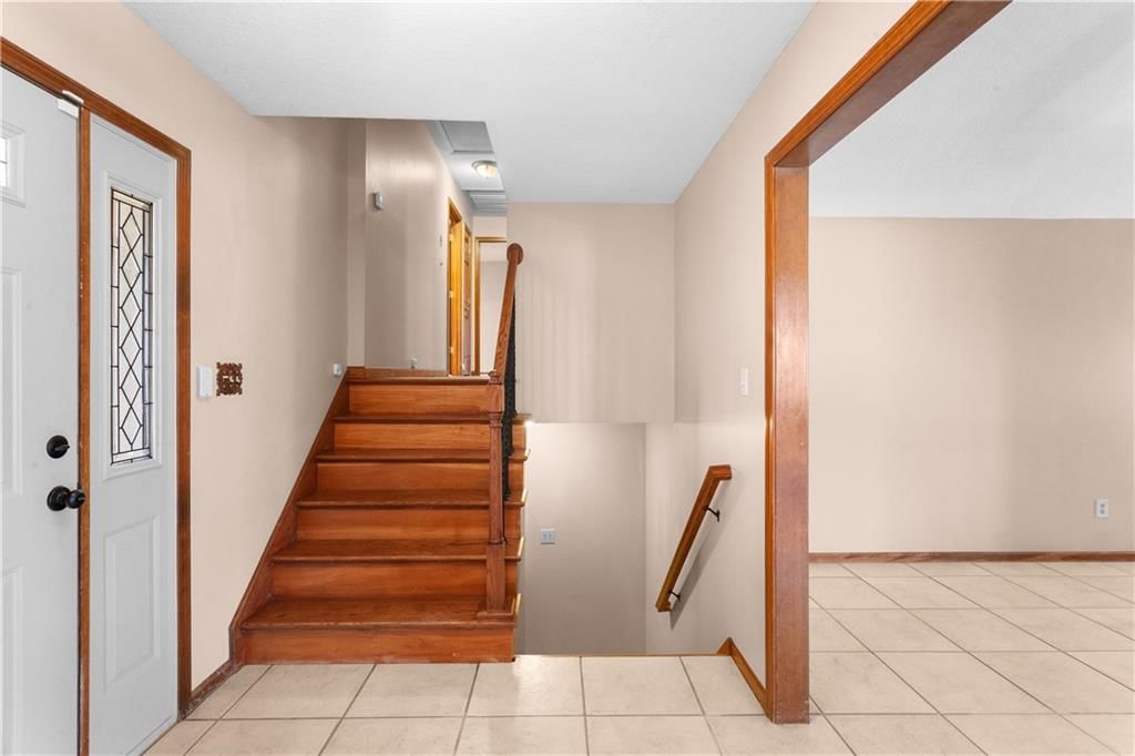 2421 NW Leann Drive — photo 14
