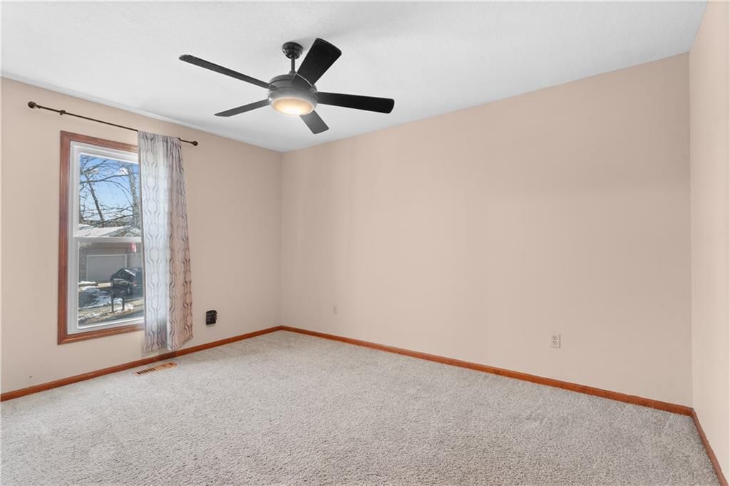 2421 NW Leann Drive — photo 21