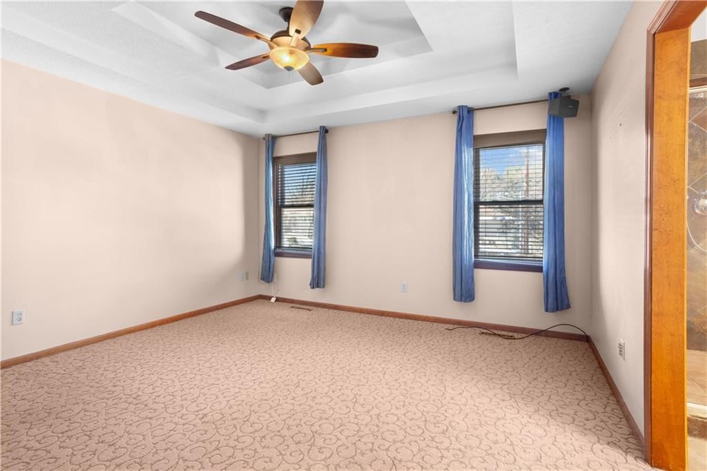 2421 NW Leann Drive — photo 23
