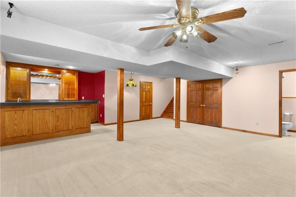 2421 NW Leann Drive — photo 29