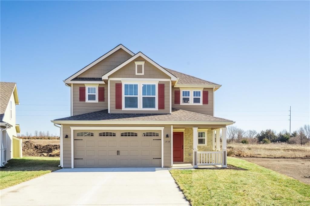 1734 Elderberry Lane, Ottawa, KS