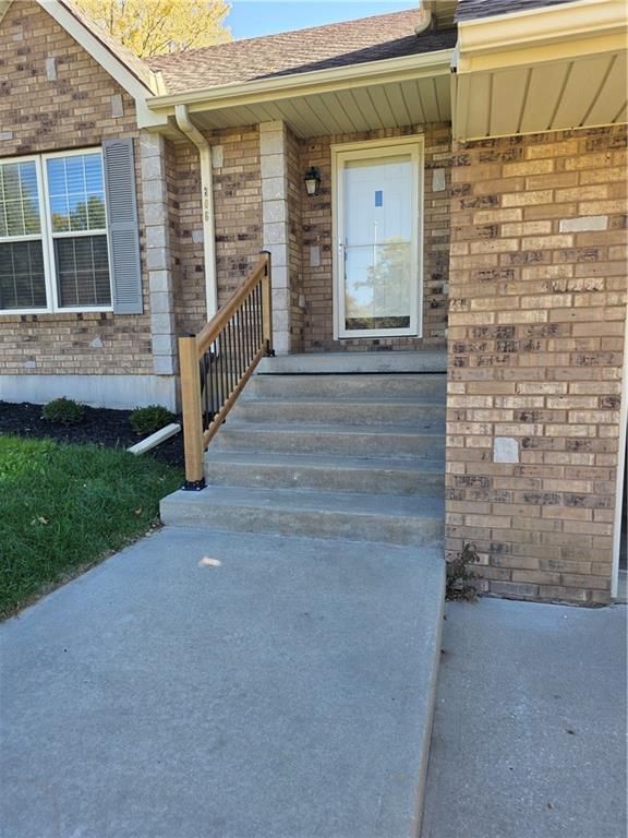 806 Ozark Shortline Street — photo 2