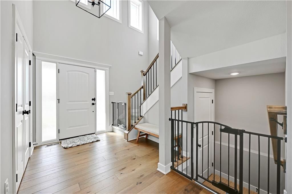 Photo 5 of 35 - 18914 189th Street