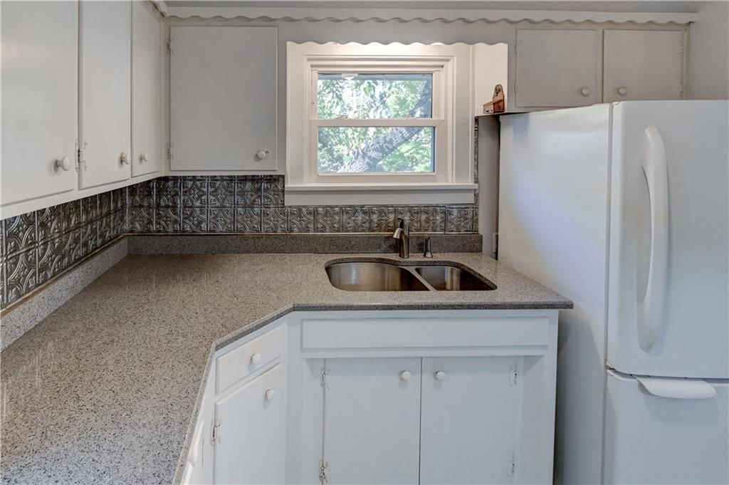 7138 Sycamore Avenue — photo 22