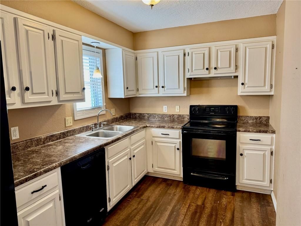 1408 Richard Avenue — photo 5