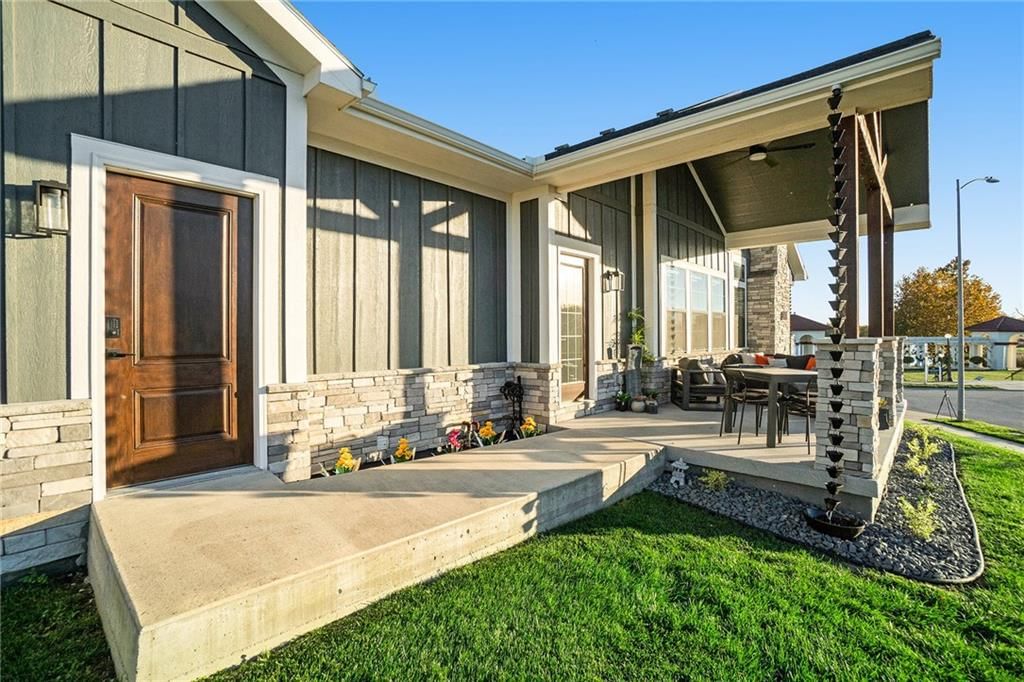 3238 SW Pergola Park Drive — photo 36