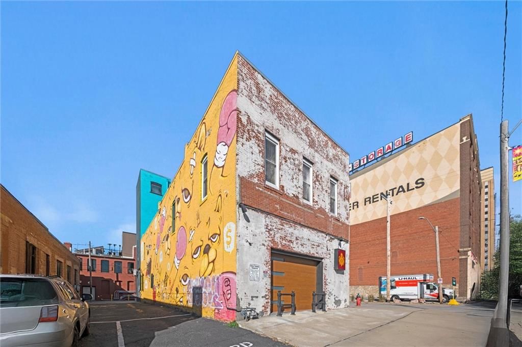 1600 Locust Street — photo 18