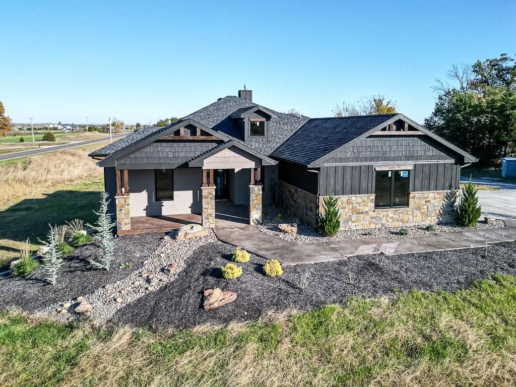 20840 Golden Road, Linwood, KS
