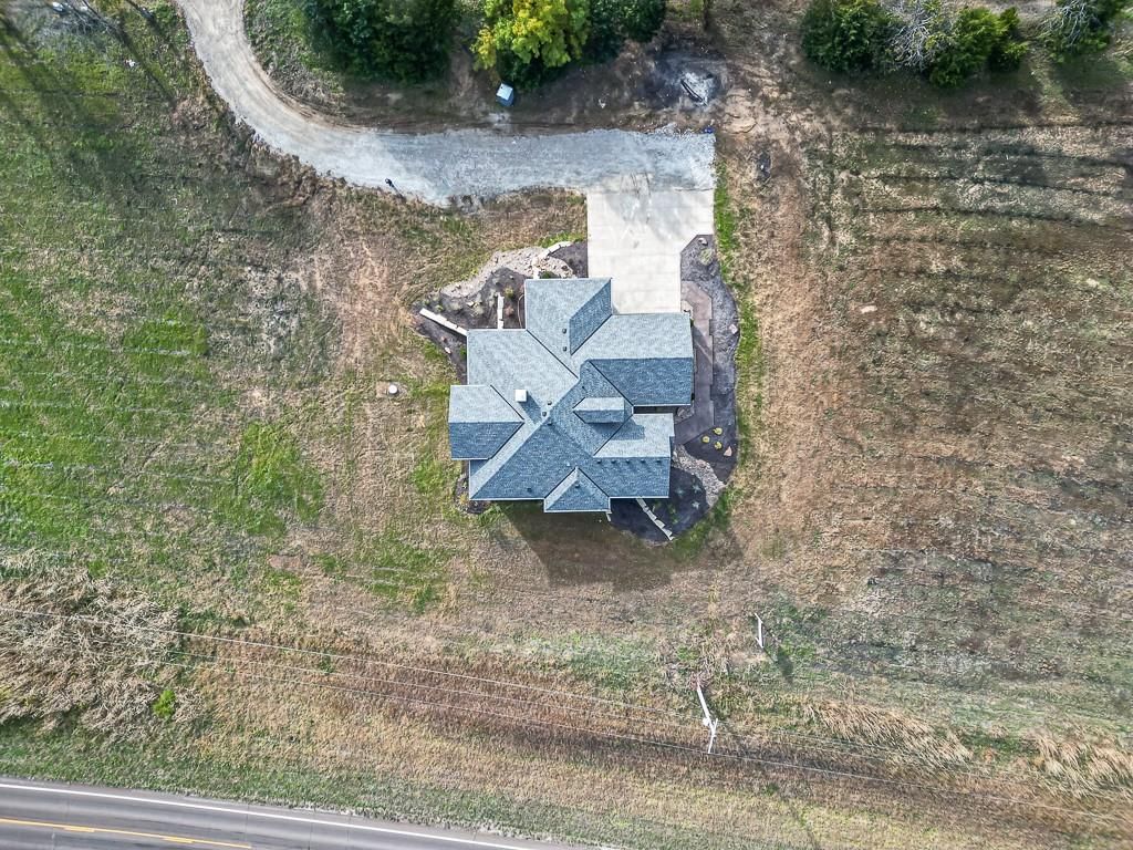 20840 Golden Road — photo 35