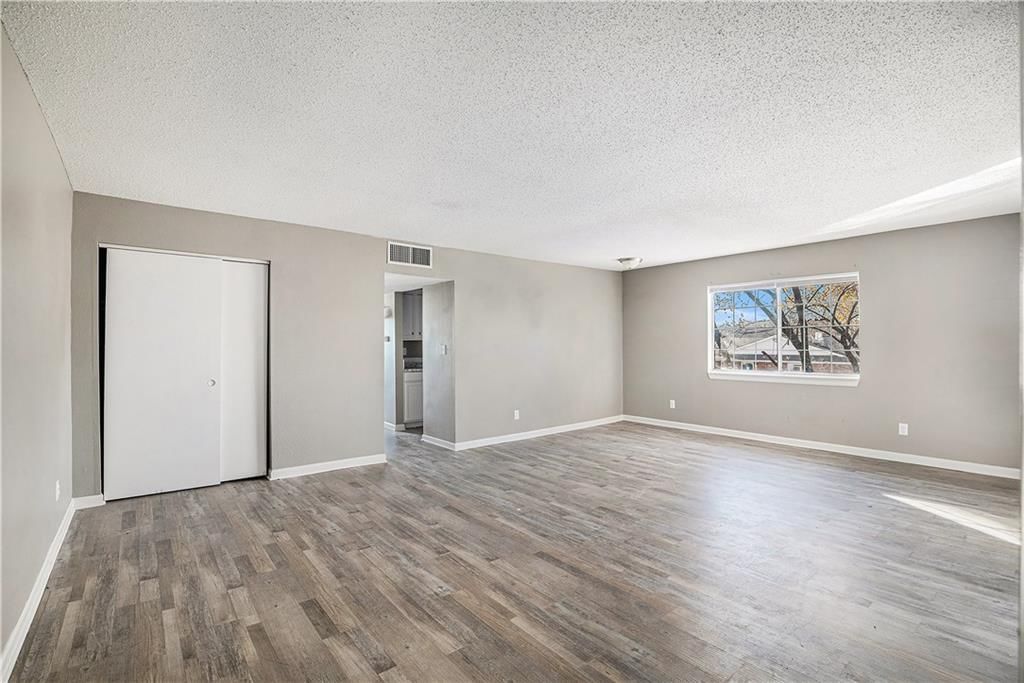 6016 Leavenworth Road — photo 16