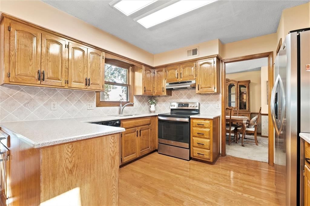 11716 S Penrose Street — photo 10