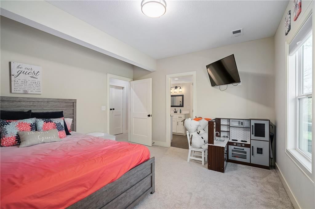 804 NW Hickory Ridge Drive — photo 33