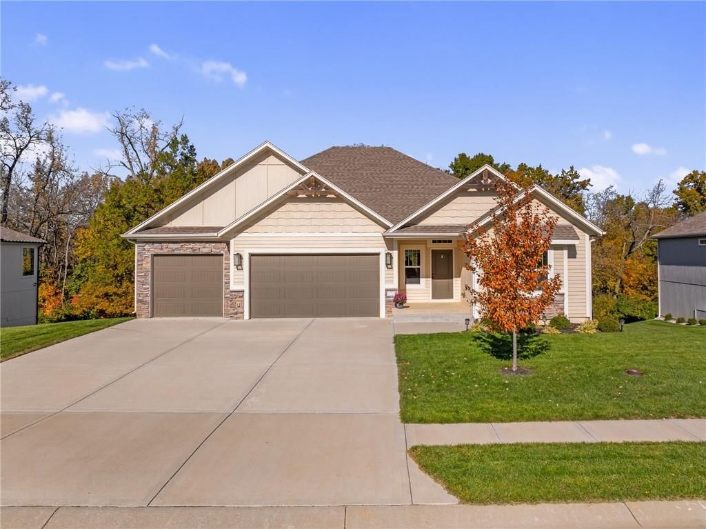 804 NW Hickory Ridge Drive — photo 48