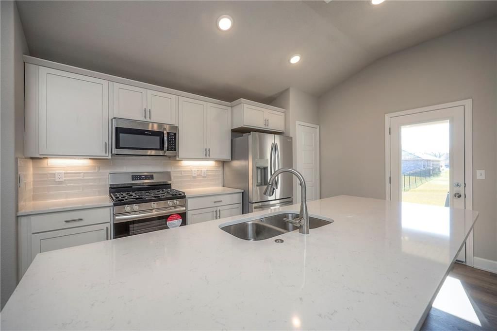 26561 W 84th Street — photo 12
