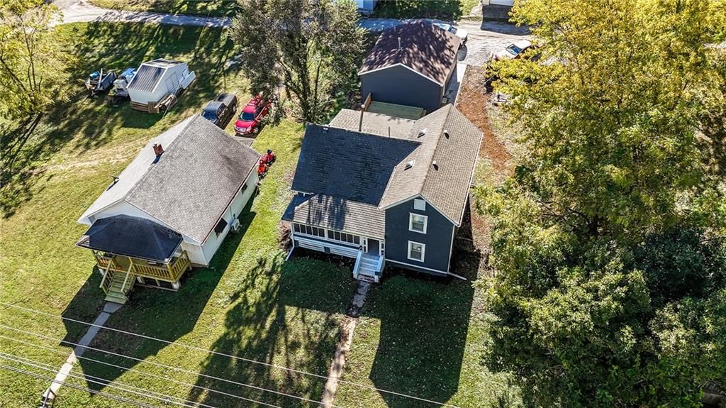 2111 Franklin Avenue — photo 29