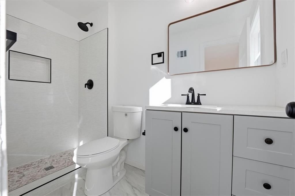10051 MELROSE Drive — photo 11