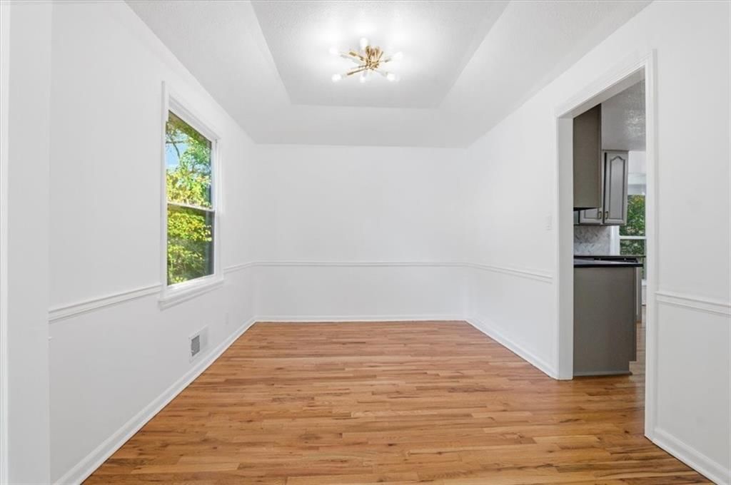 10051 MELROSE Drive — photo 17