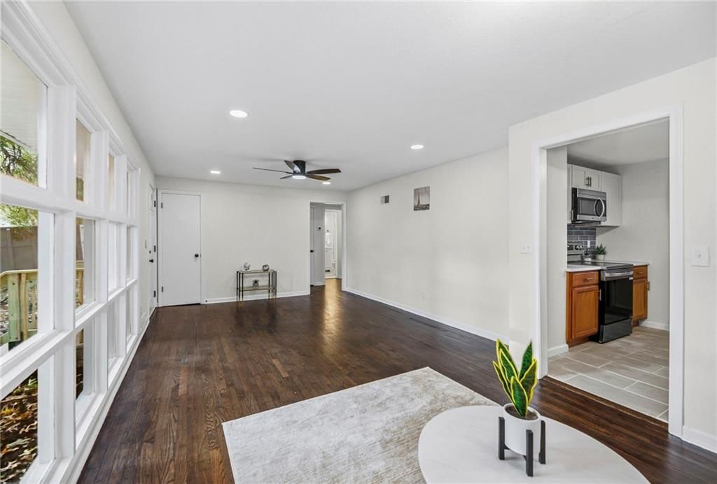 6208 Willow Avenue — photo 7