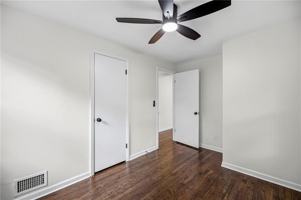 6208 Willow Avenue — photo 20