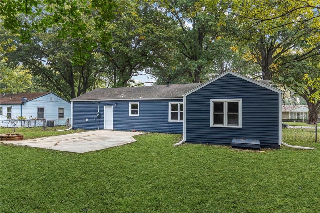 6208 Willow Avenue — photo 28