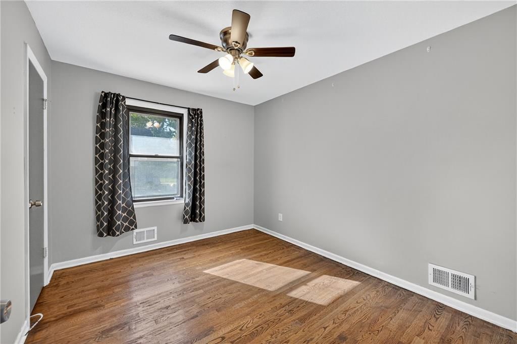 8916 E 89th Terrace — photo 13