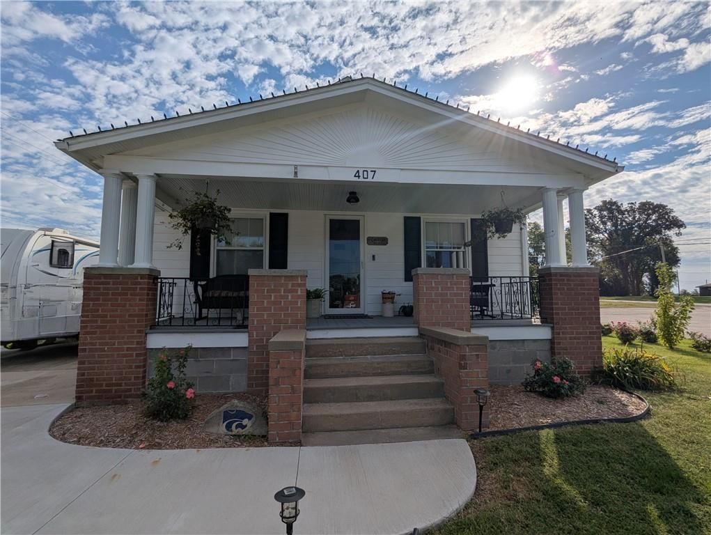 407 S 1st Street — photo 19