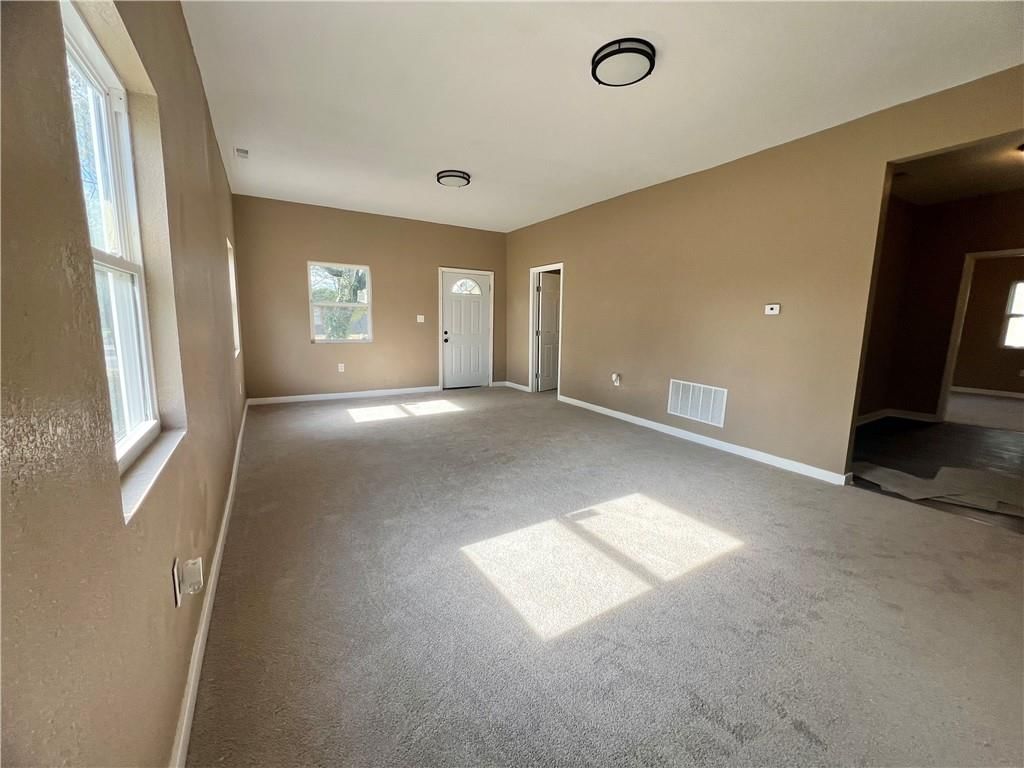 407 S Washington N/A — photo 2