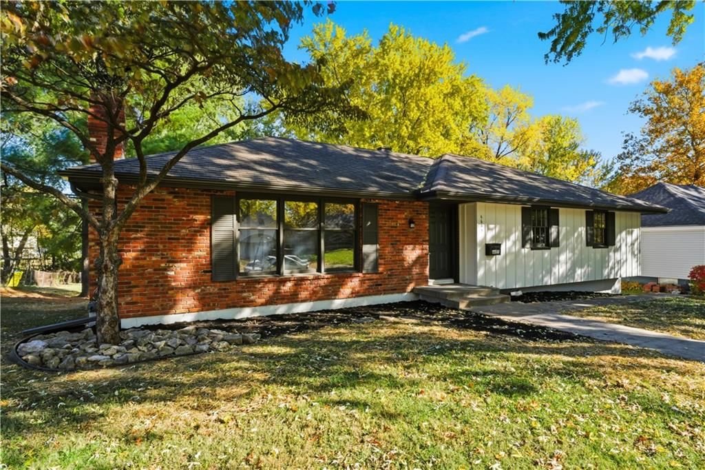 6605 N Agnes Avenue — photo 2