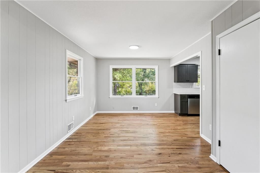 6605 N Agnes Avenue — photo 10