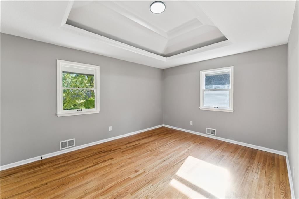 6605 N Agnes Avenue — photo 16