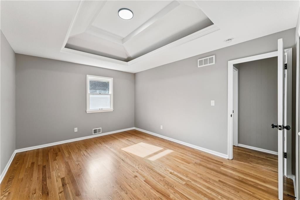6605 N Agnes Avenue — photo 17