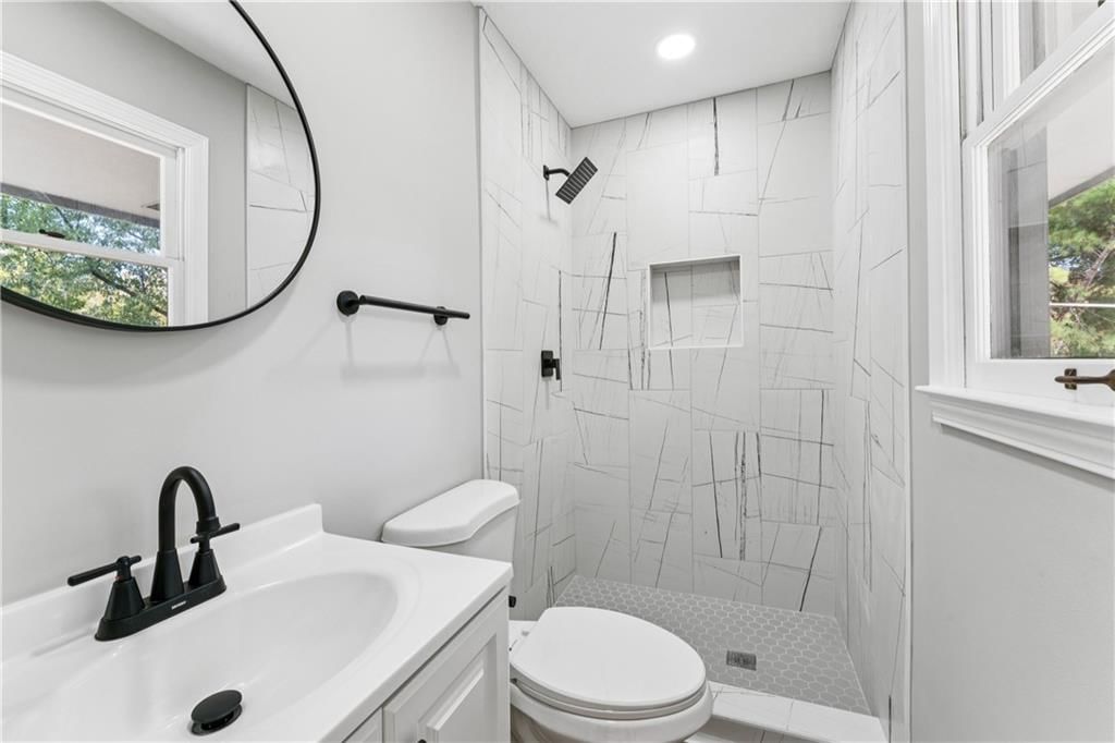 6605 N Agnes Avenue — photo 20
