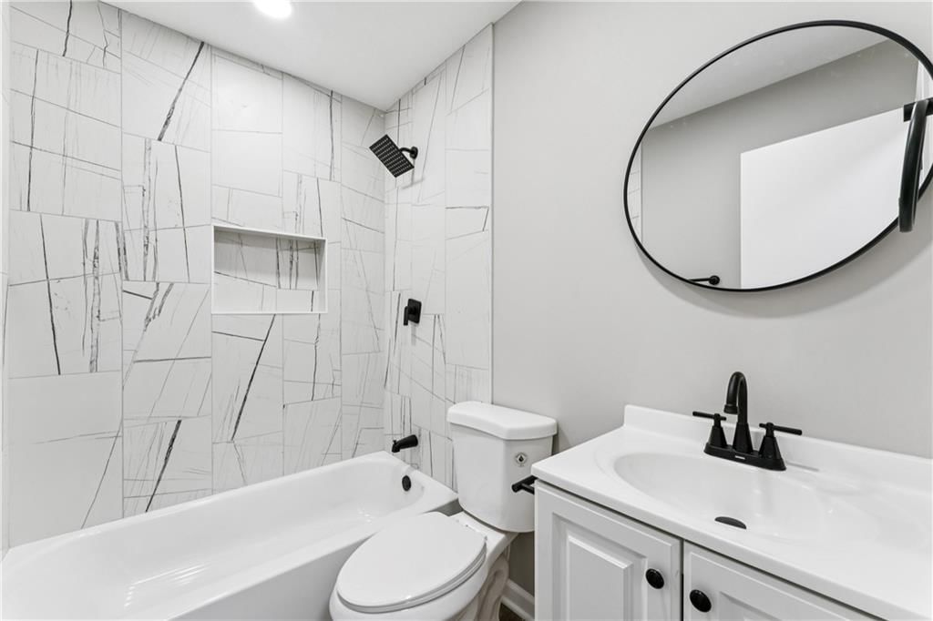 6605 N Agnes Avenue — photo 24