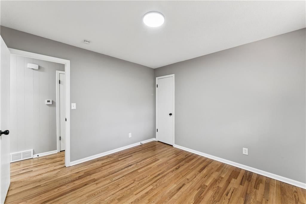 6605 N Agnes Avenue — photo 26