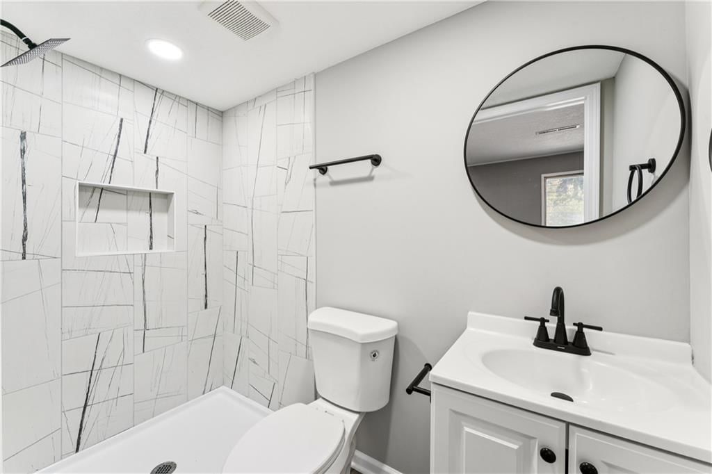 6605 N Agnes Avenue — photo 32