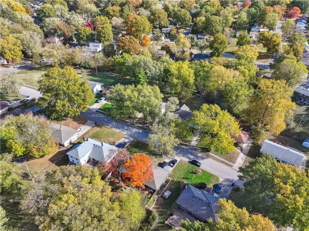 6605 N Agnes Avenue — photo 35