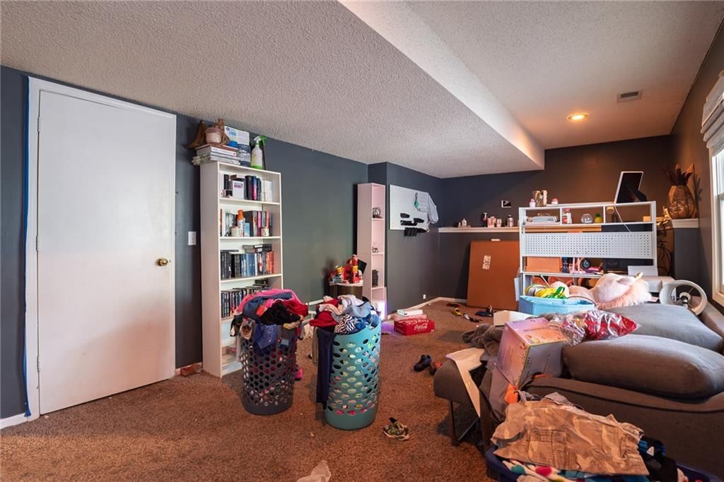 1103 N Emma Street — photo 4