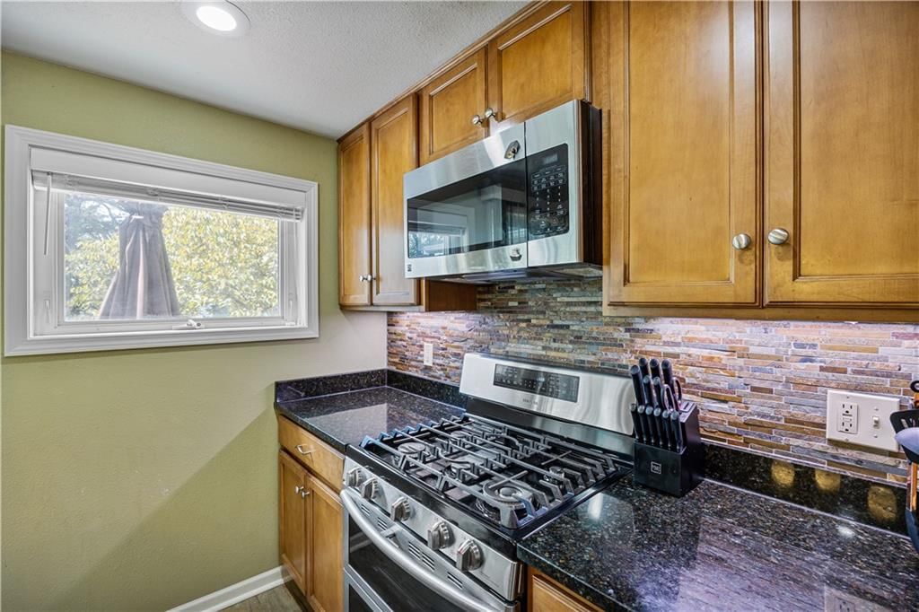 912 S Margrave Street — photo 12
