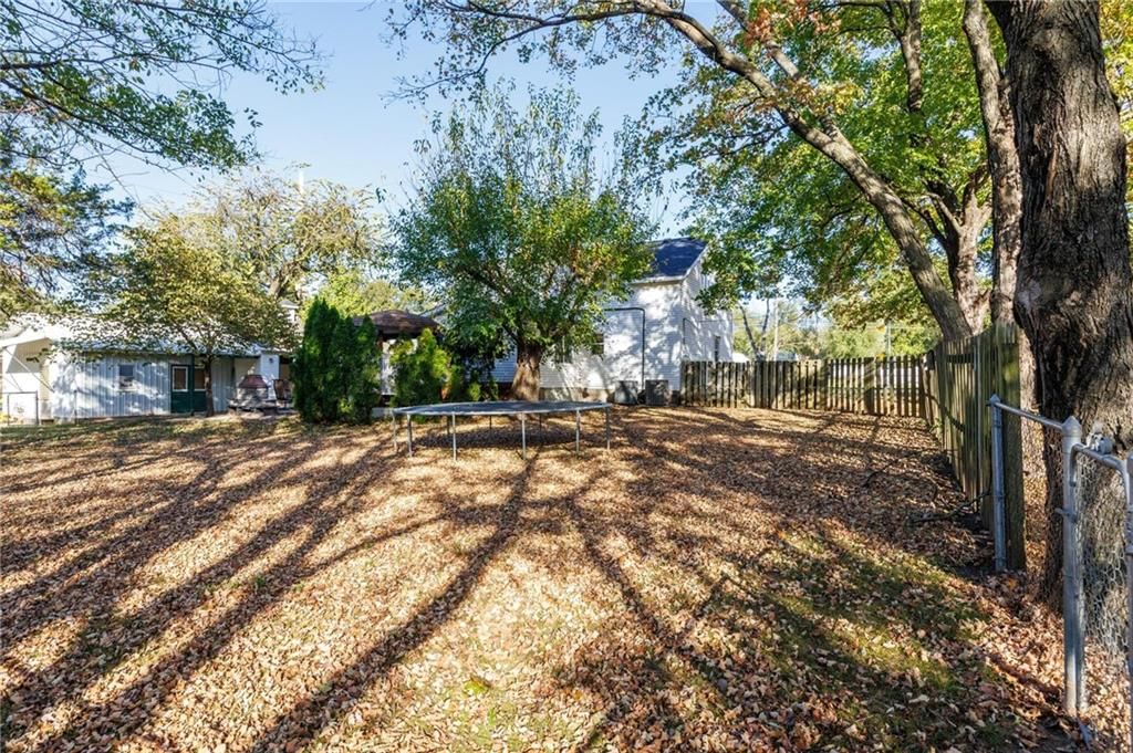 912 S Margrave Street — photo 38