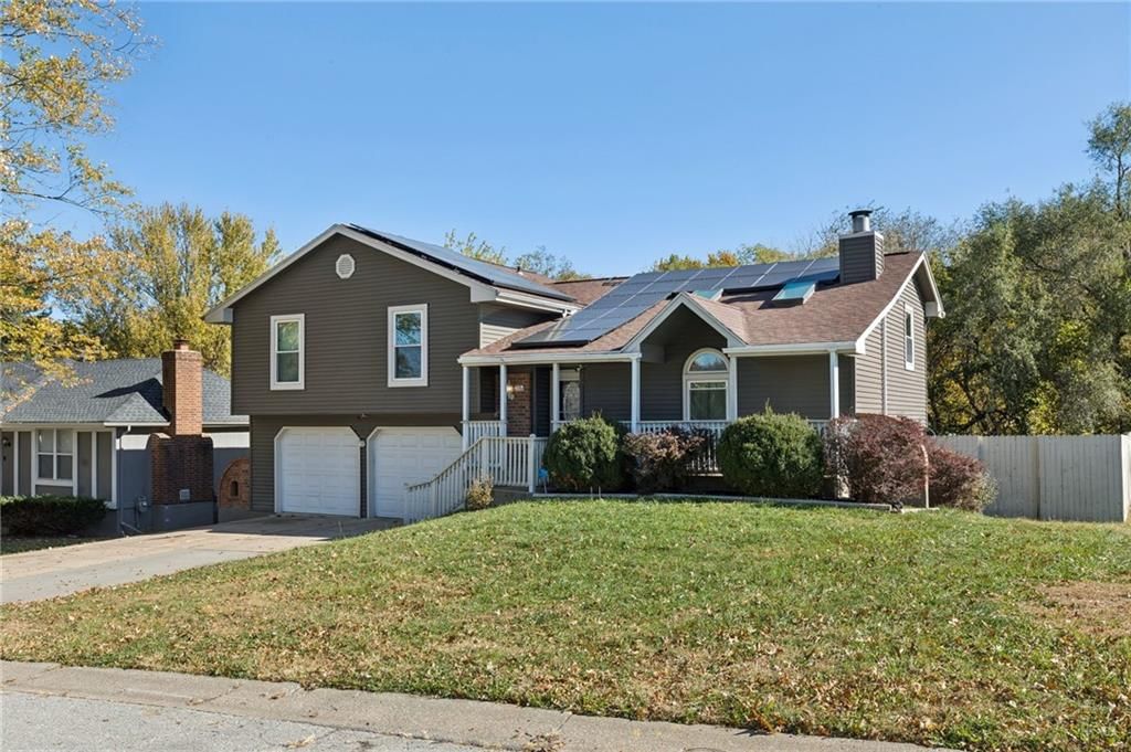 216 SW 26th Street, Blue Springs, MO