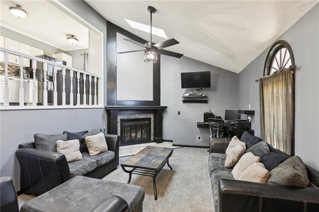 216 SW 26th Street — photo 4