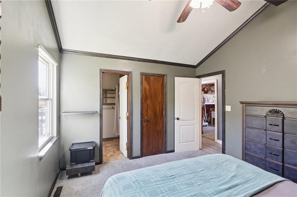 216 SW 26th Street — photo 11