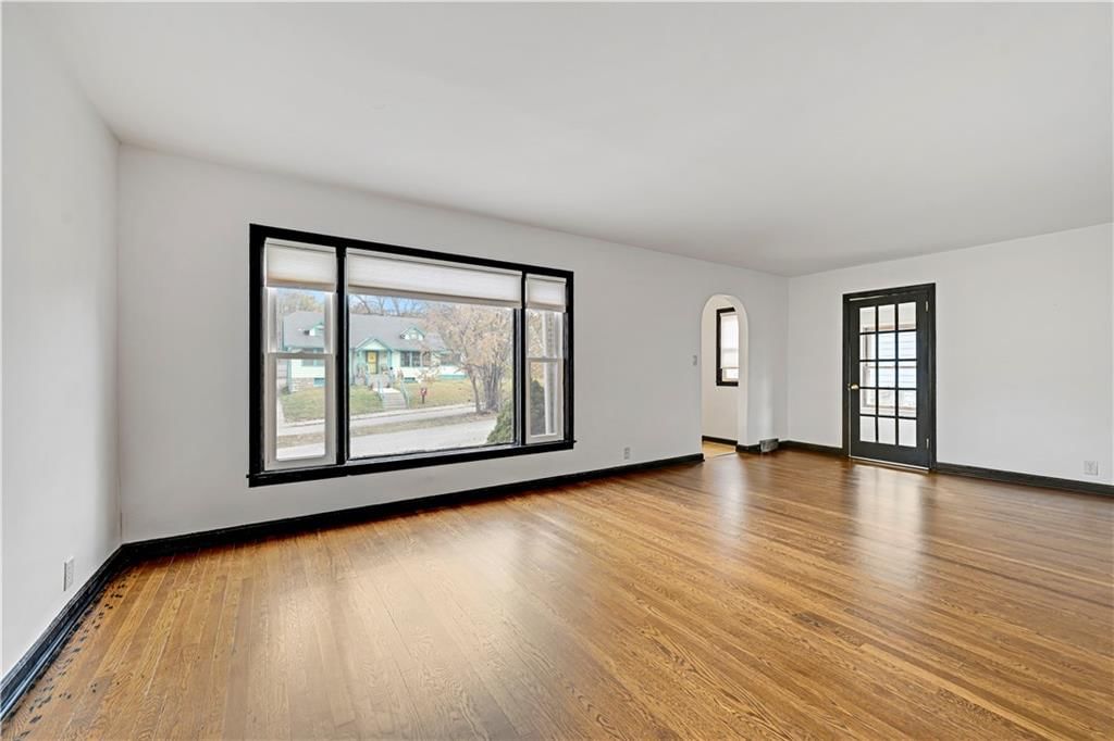 7326 Tracy Avenue — photo 7