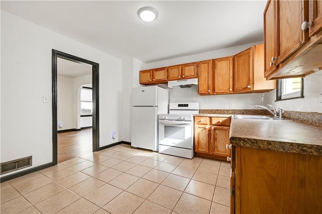 7326 Tracy Avenue — photo 13